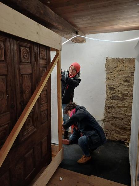 Protection d’un lit-clos de l’écomusée des Monts d’Arrée